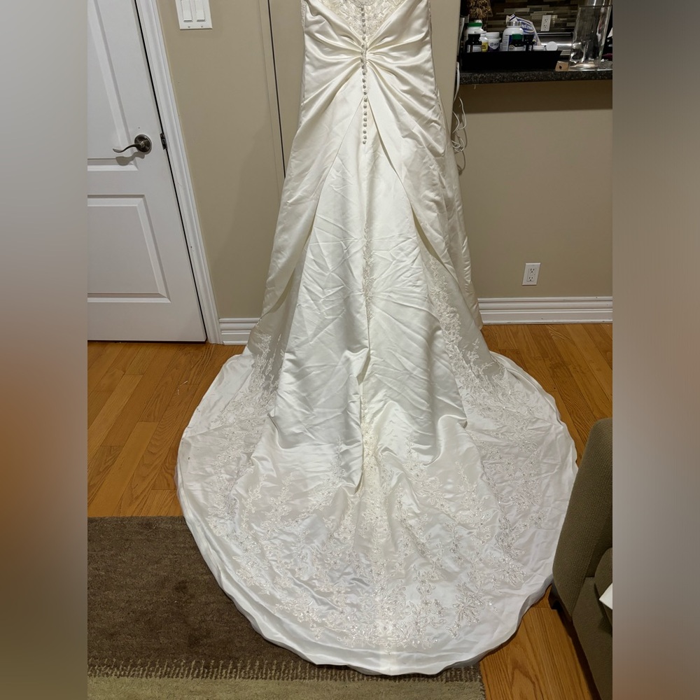 Wedding Dress Sz 18
